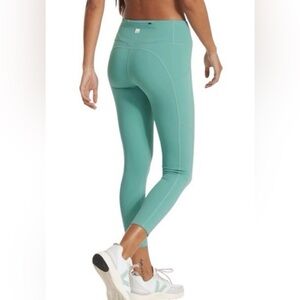 028 Vuori Stride Leggings NWOT